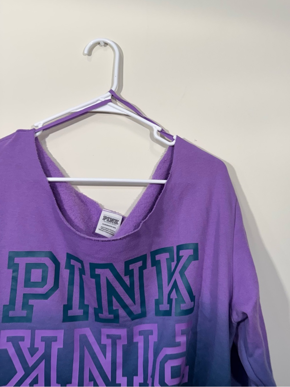 Victoria's Secret PINK Y2K Everyday Lounge Off Shoulder Ombre Graphic Sweatshirt - Picture 4 of 5